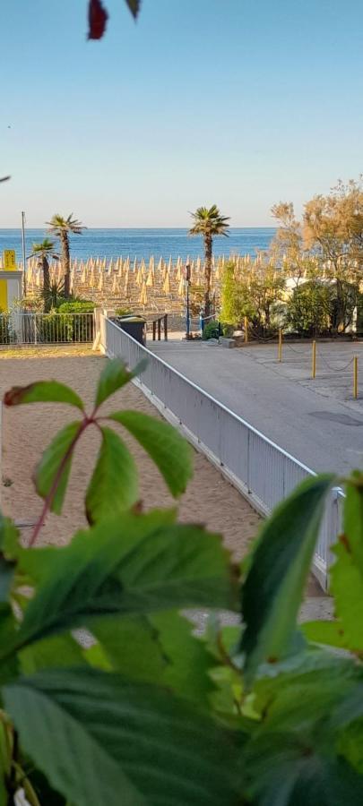 Hotel Rosanna 3 Stelle Superior ليدو دي يسولو المظهر الخارجي الصورة
