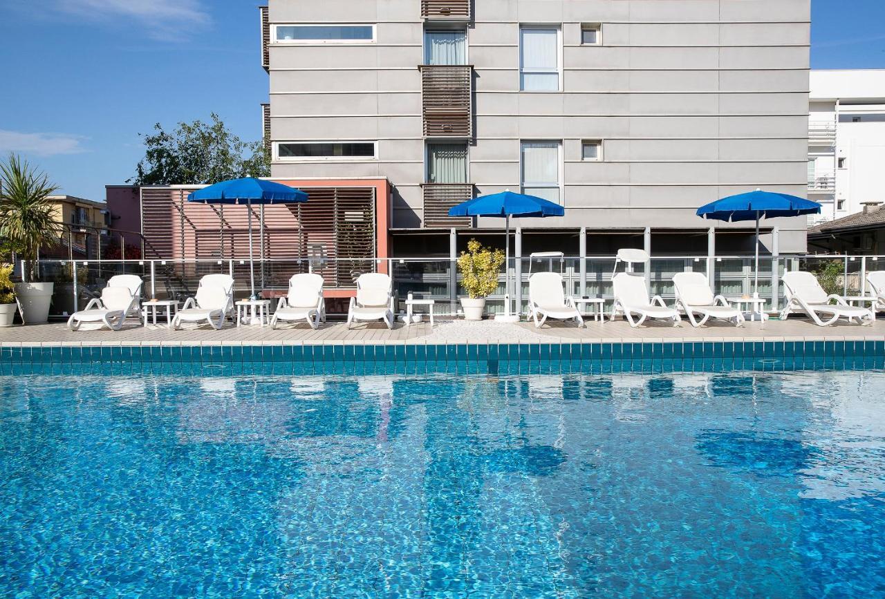 Hotel Rosanna 3 Stelle Superior ليدو دي يسولو المظهر الخارجي الصورة