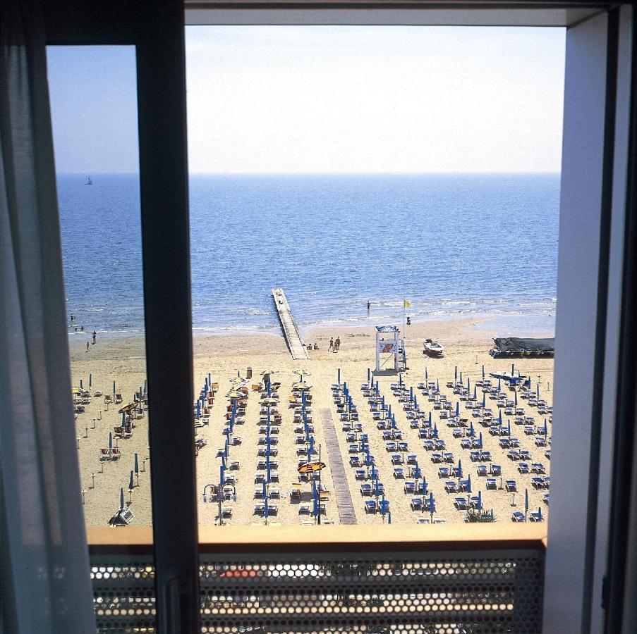 Hotel Rosanna 3 Stelle Superior ليدو دي يسولو الغرفة الصورة